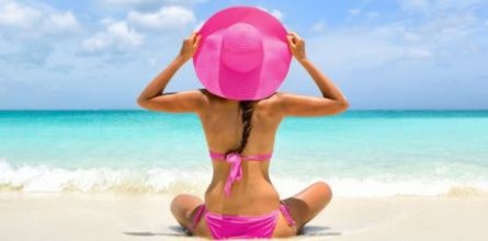 Must haves na letní dovolenou: Jak zářit na pláži!