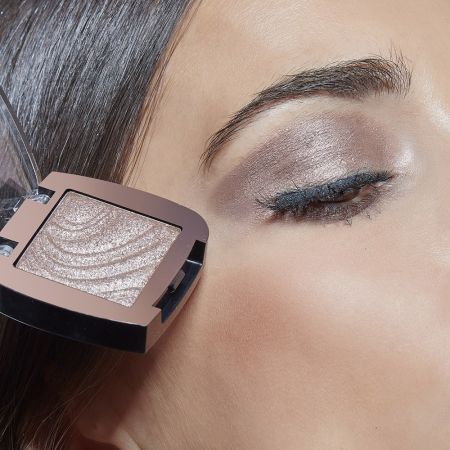 Deborah Milano oční stín mono Color Lover (Wet&Dry), 3,5g