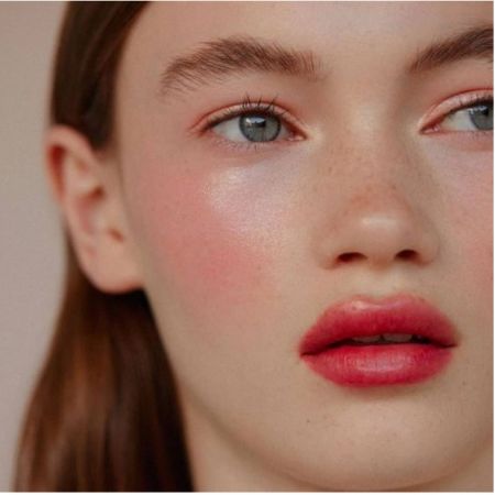 Deborah Milano tekutá tvářenka a lesk na rty Super Tint, Cherry, 7,5ml