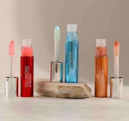 Topface zvětšující lesk na rty Volumizing Lip Booster, Bright Smile, 4ml