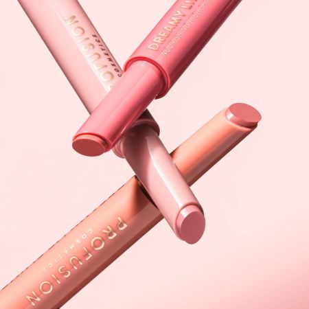 Profusion vyživující balzám na rty se zvětšujícím efektem Dreamy Lip Plump, 1,5g