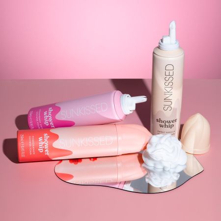 Sunkissed šlehačková sprchová pěna Shower Whip Vanilla, 250ml