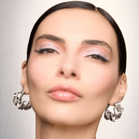 Deborah Milano tekutý oční stín Color Chrome,  4,9g