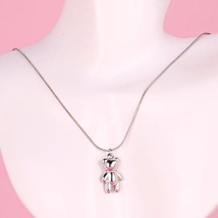 Náhrdelník s medvídkem Stainless Steel - stříbrný 