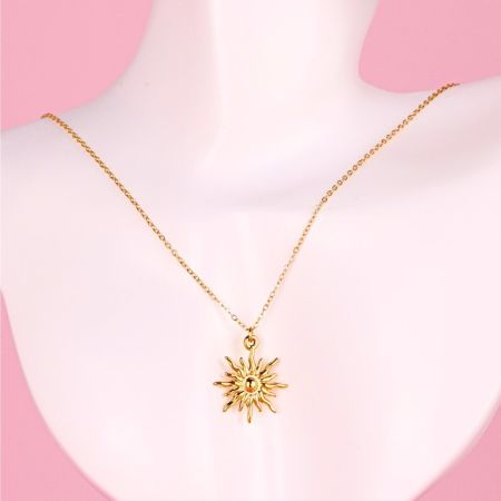 Náhrdelník se sluníčkem Stainless Steel - zlatý