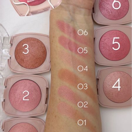 Deborah Milano zapečená tvářenka a rozjasňovač v jednom Baked with Love Blush Lighter, 16,5 g
