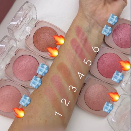 Deborah Milano zapečená tvářenka a rozjasňovač v jednom Baked with Love Blush Lighter, 16,5 g