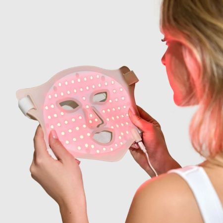 Eggo profesionální LED maska pro obnovu pleti Ilumi Pro LED