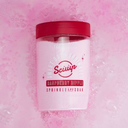 Face Facts šumivý prášek do koupele, Scuup - Raspberry Ripple Sweet Bath Sprinkles, 300g