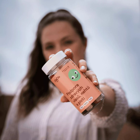 OlaOla podpora zdravých vlasů, nehtů a pleti, 60 želé bonbónů