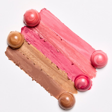 Deborah Milano krémová tvářenka v tyčince Easy Blush Stick, 5g